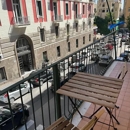 아파트 Habitat: Luxury Centro 나폴리