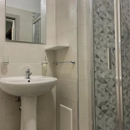 Habitat: Luxury Centro 나폴리